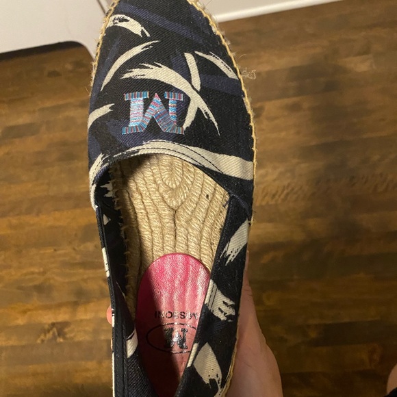 Missoni espadrille blue wavy abstract pattern - Picture 2 of 4